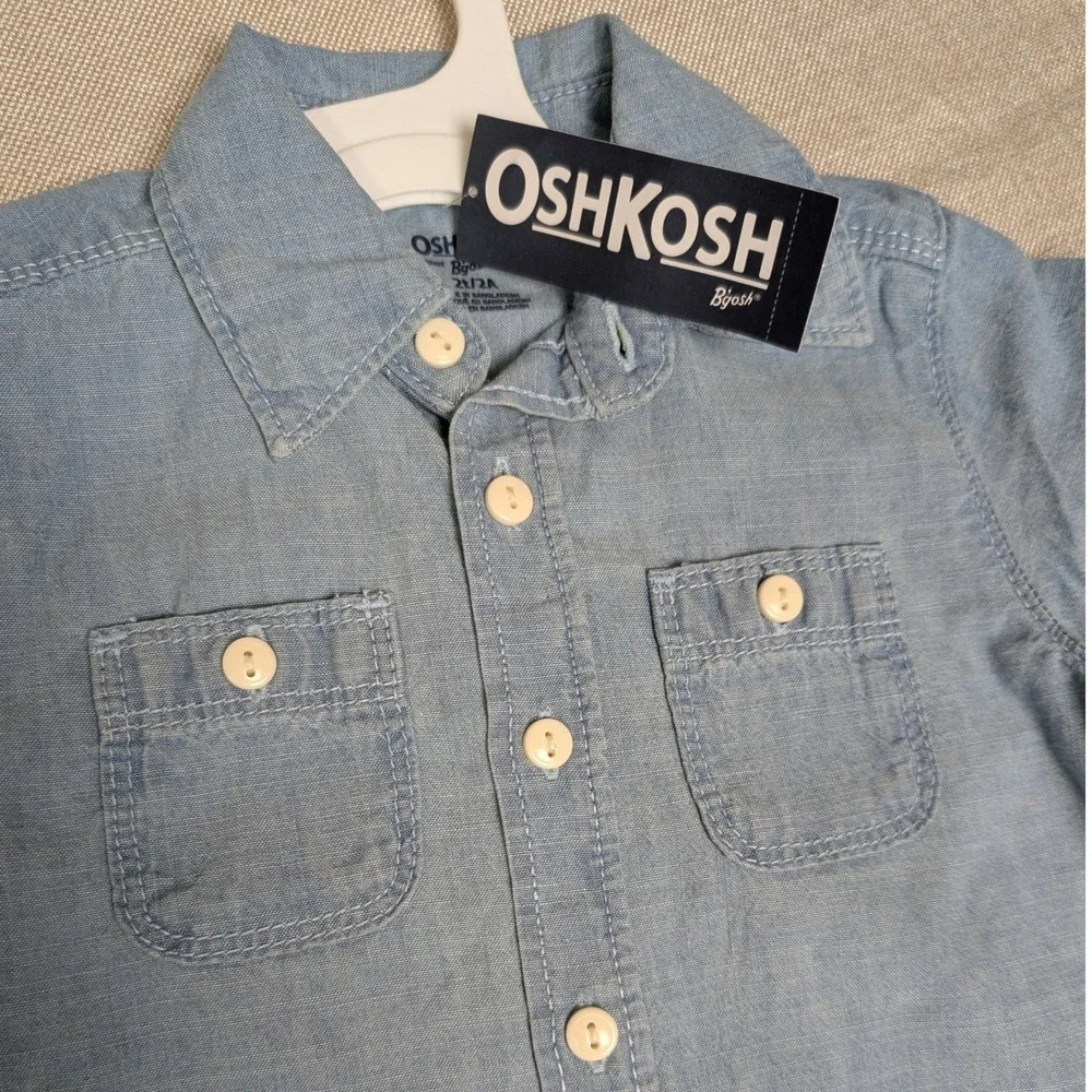 OshKosh Button Down Shirt Toddler 2T Blue NWT Chambray Short Sleeve Pocket